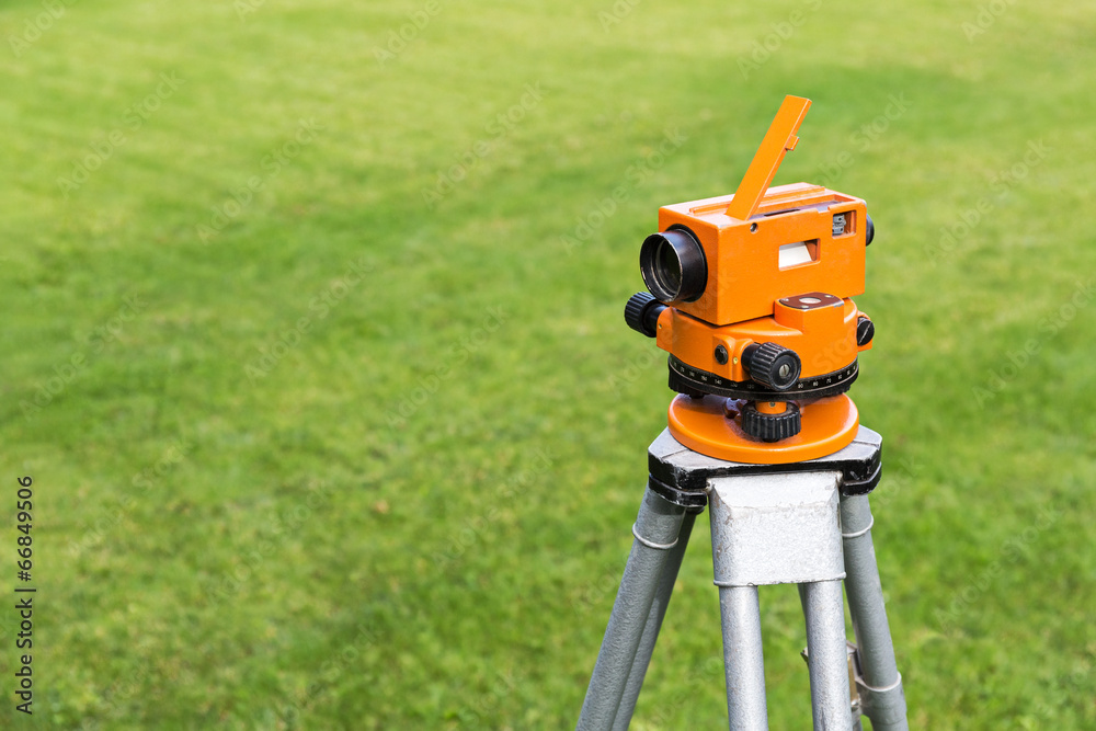 Theodolite