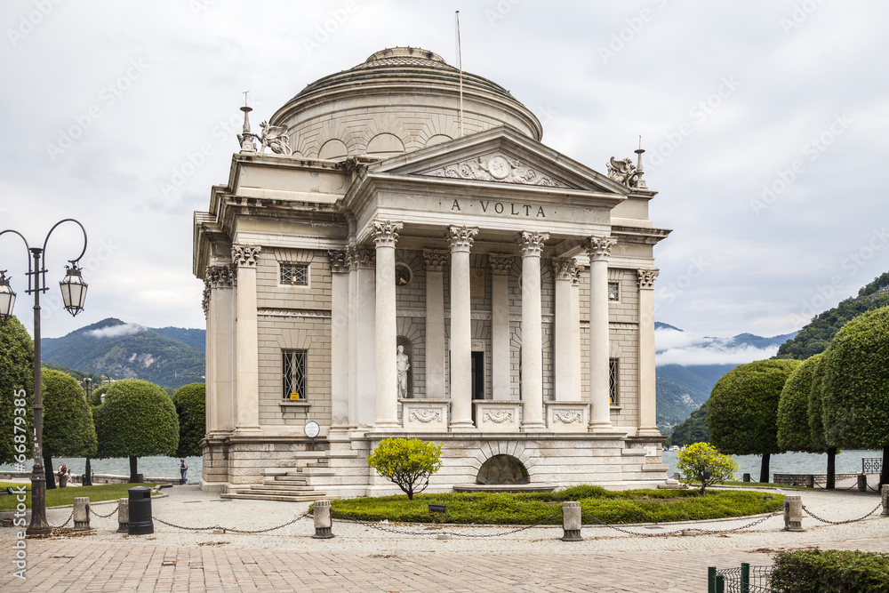 Fototapeta premium Volta museum in Como, Italy
