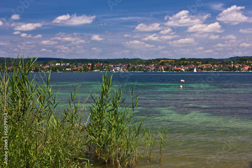 Insel Reichenau - Landschaft am Bodensee photo