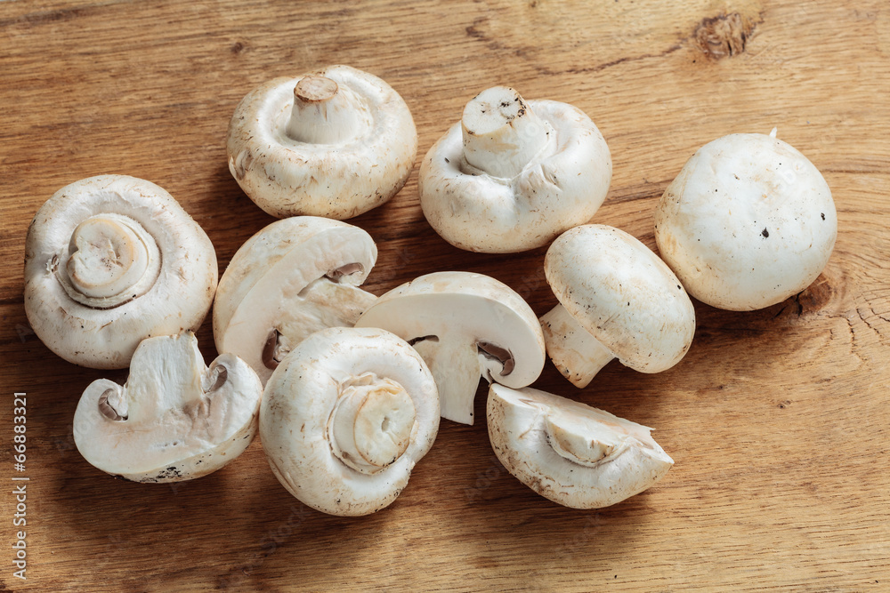 Food. Fresh white mushrooms champigonons