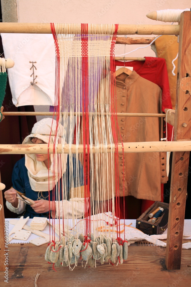 telaio per tessere lana cotone strumento antico Stock Photo