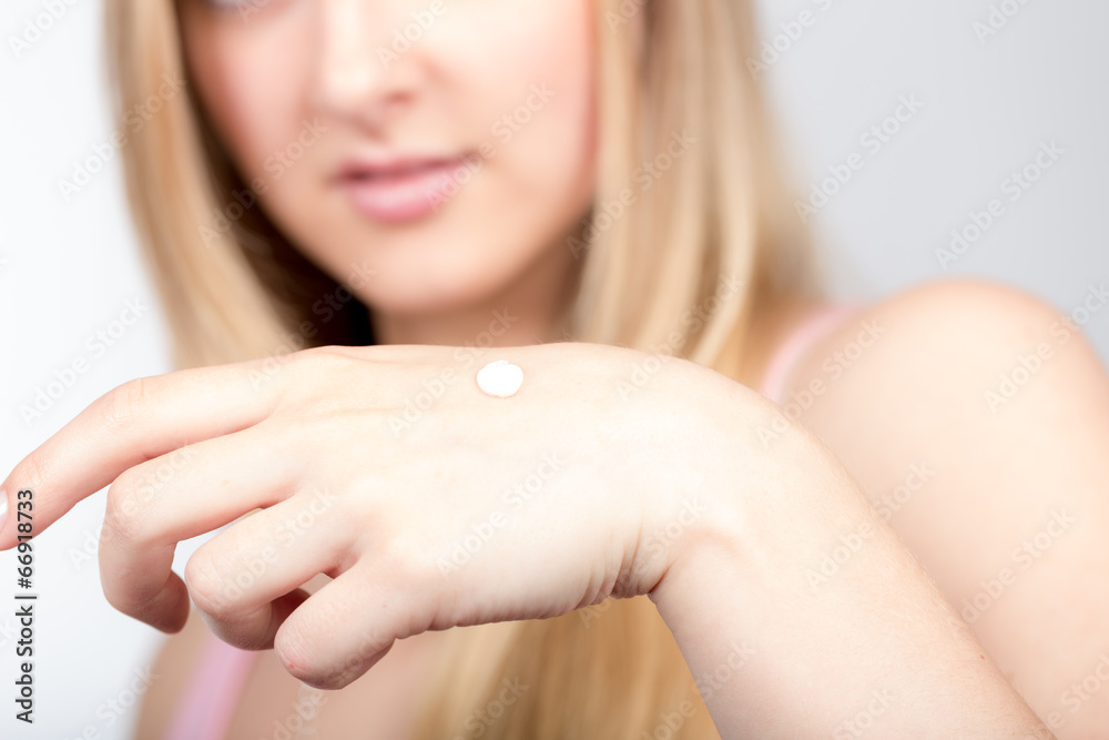 Naklejka premium Hautcreme