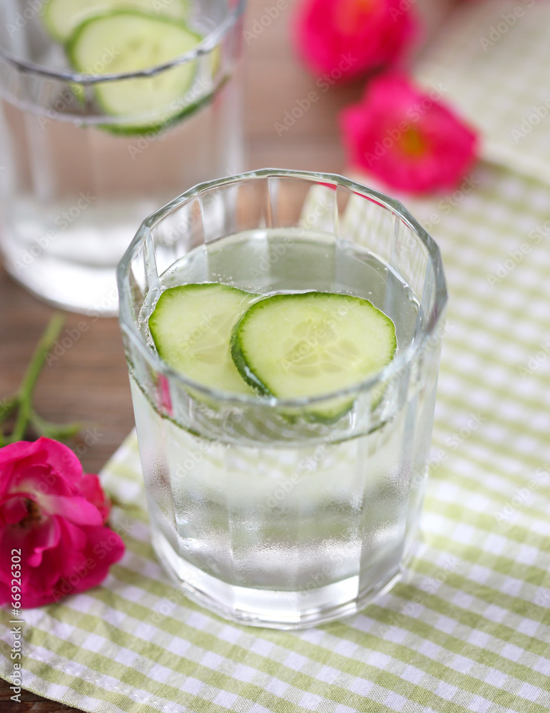 Cold mineral water with cucumber Cold mineral water with cucumber