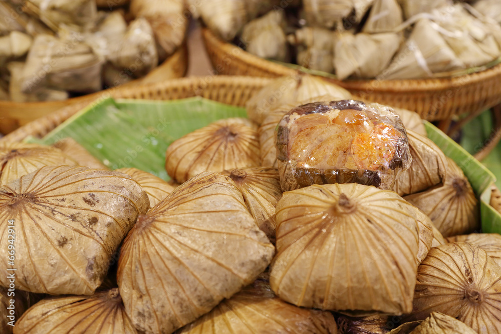 Rice wrapped in lotus leaf Rice wrapped in lotus leaf