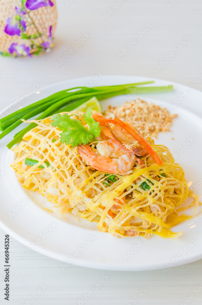 Pad thai Pad thai
