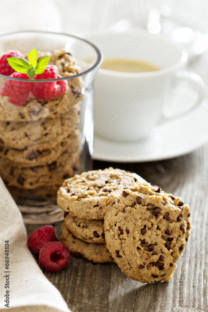 Chocolate chip cookies with milk Chocolate chip cookies with milk