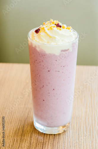 Blueberry smoothie