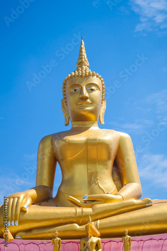 thai buddha statue