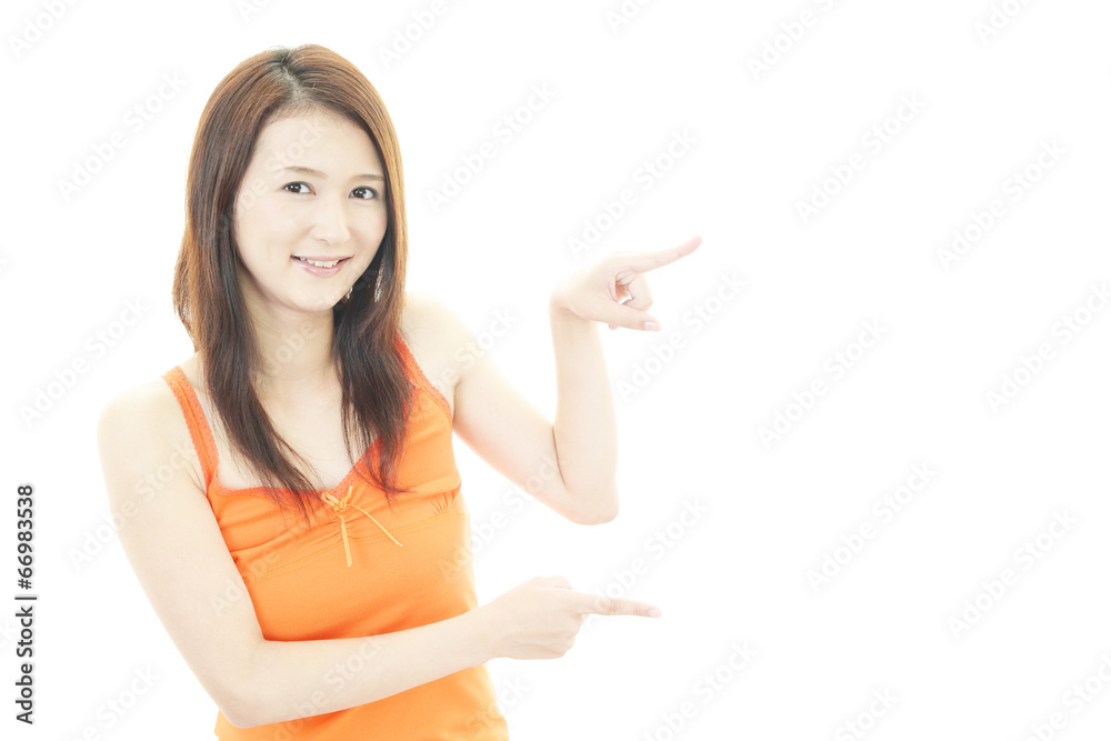 笑顔の女性