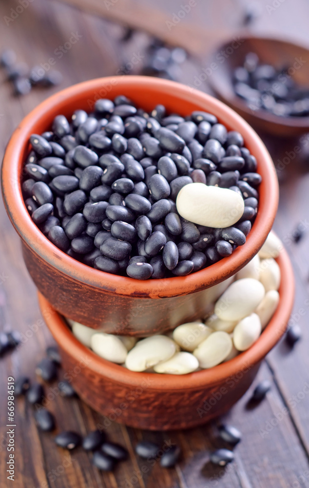 white and black beans white and black beans
