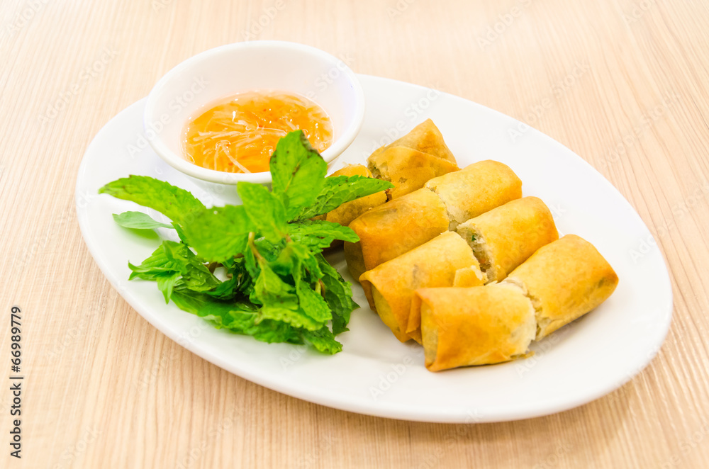 Fried spring rolls