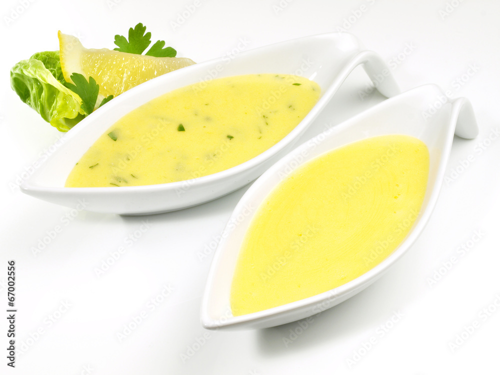 Buttersaucen - Sauce Bearnaise und Sauce Hollandaise Buttersaucen - Sauce Bearnaise und Sauce Hollandaise
