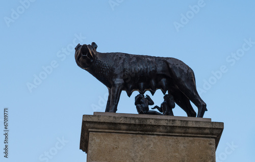 Sculpture de la louve photo