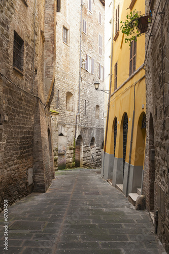 narrow alley © lorenzobovi