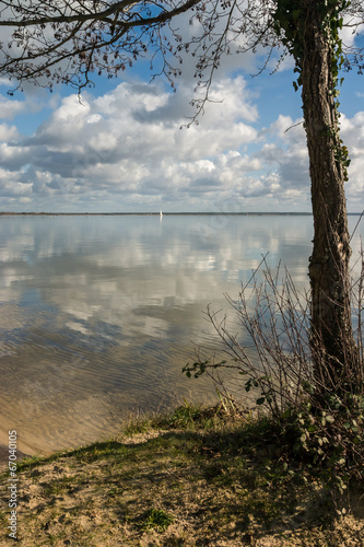 bord du lac photo