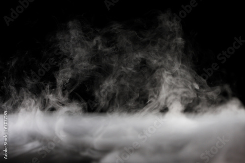ドライアイスの煙 photo