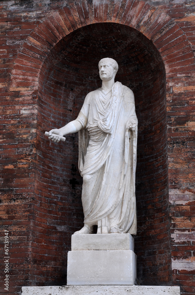 Medieval Sculpture in Rome