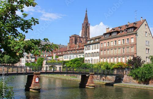 Obraz na płótnie Strasbourg au bord de l'eau ( Alsace, France) w salonie