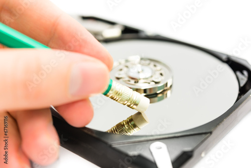 Deleting data from the harddisk