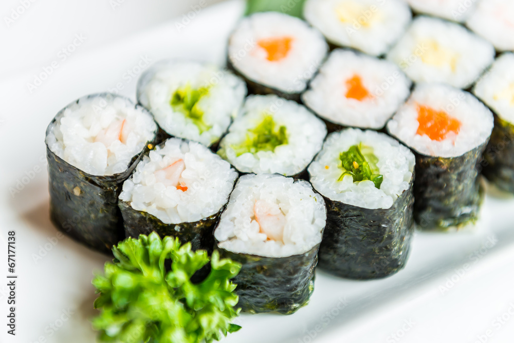 Sushi roll Sushi roll