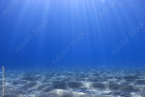 Underwater background - sunlight on ocean floor © Richard Carey