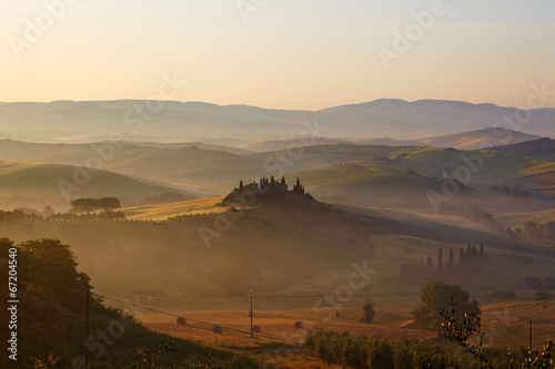 Fototapeta Naklejka Na Ścianę i Meble -  Scenic view of typical Tuscany landscape, Italy