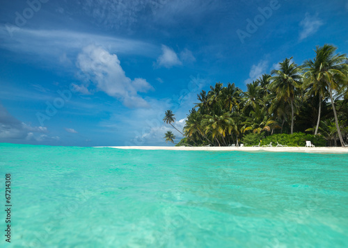 Fototapeta Naklejka Na Ścianę i Meble -  Perfect tropical island paradise beach
