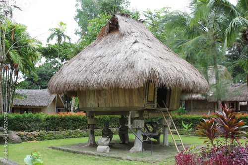 Original Traditionelles Haus von der Provinz Ifugao, Kordilleren, Philippinen photo