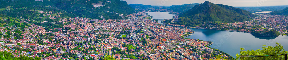Panorama of the sity Lecco.