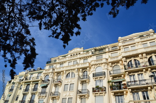 Architecture, façade d'immeuble, ville de Nice