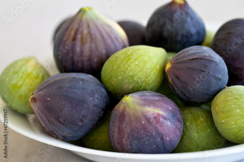 Mixed figs
