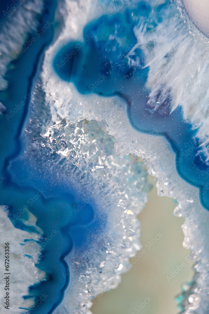 Obraz premium Makro niebieski kamień lapis lazuli