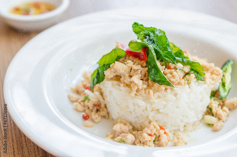 Spicy fried chicken with basil and rice Spicy fried chicken with basil and rice