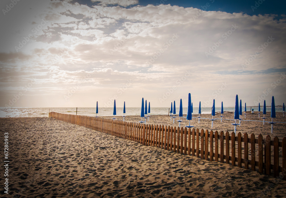 Fototapeta premium Autumn on the beach