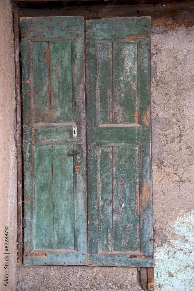 santo antonino abstract samarate     knocker in a  door curch