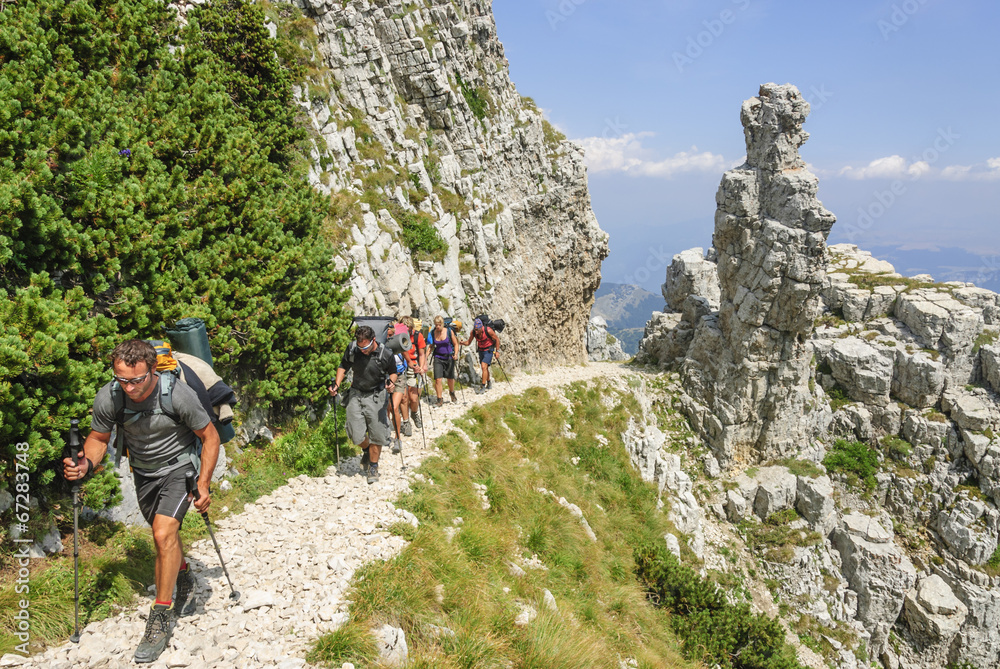 Hochalpine Trekking-Tour im Gebirge