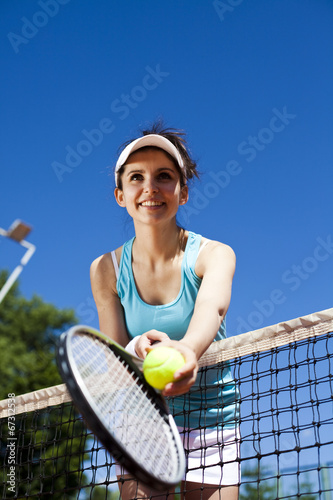 Playing tennis © Sebastian Duda