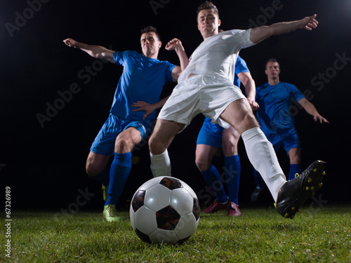 Obraz na plátně soccer players duel