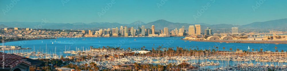 Naklejka premium San Diego downtown