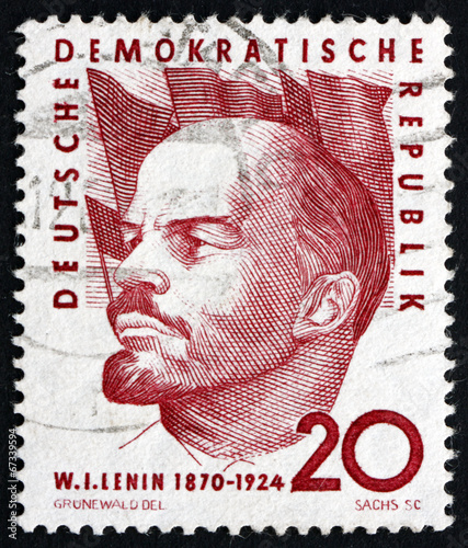 Postage stamp GDR 1960 Vladimir Lenin, Portrait photo