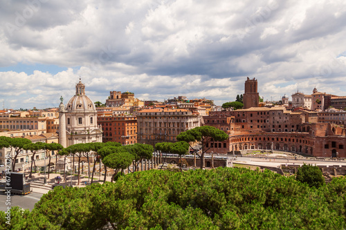 Stadtansicht von Rom bei den antiken Kaiserforen