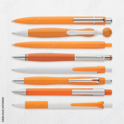 orange pens collection, with PS path