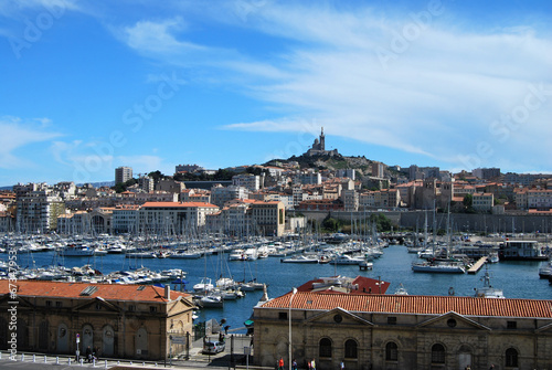 Fototapeta Naklejka Na Ścianę i Meble -  Marseille et le Vieux Port