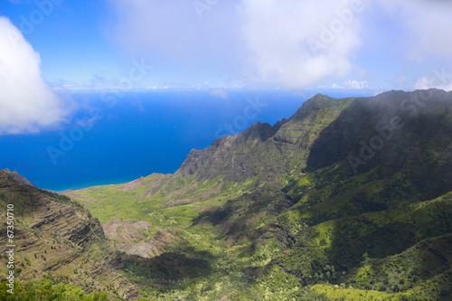 Amazing view of Hawaiian island