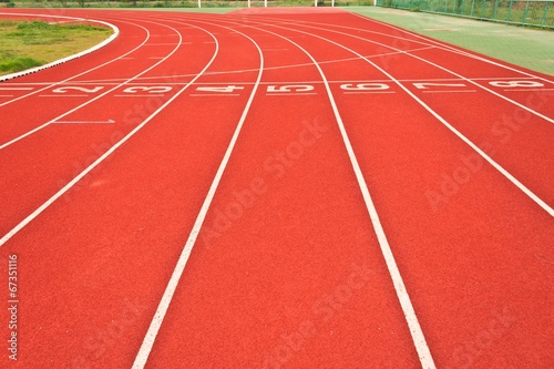 Running tracks of athletics © naiauss