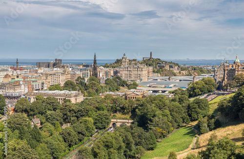 Scott monument, Carlton Hill and gardens in Edinburgh © F.C.G.