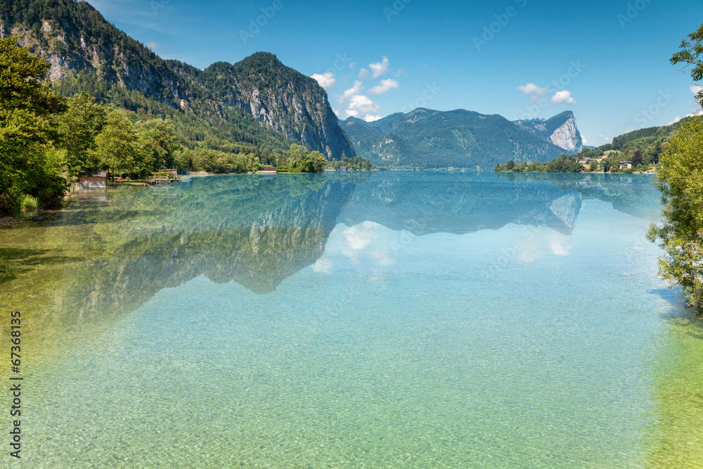 Fototapeta premium Mondsee lake in Austria