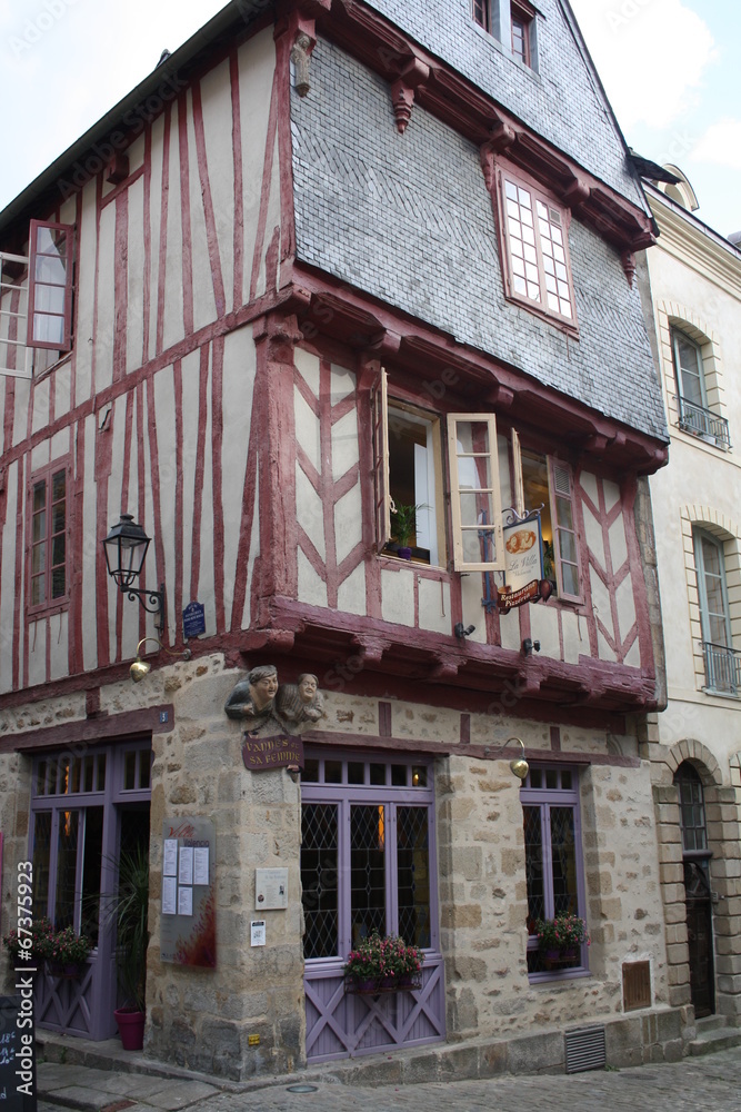 Naklejka premium maison de Vannes et sa femme