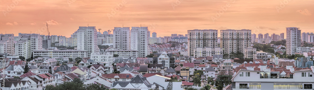 Fototapeta premium Dzielnica mieszkaniowa Kembangan w Singapurze Panorama