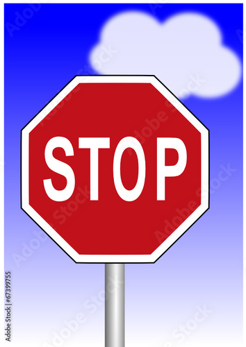 Stopschild vor Himmel